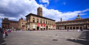 Bologna Piazza Maggiore 2 copia (1)