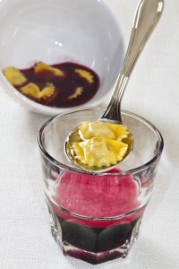 cappelletti in brodo  